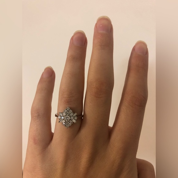 Jewelry - Women’s Diamond Ring